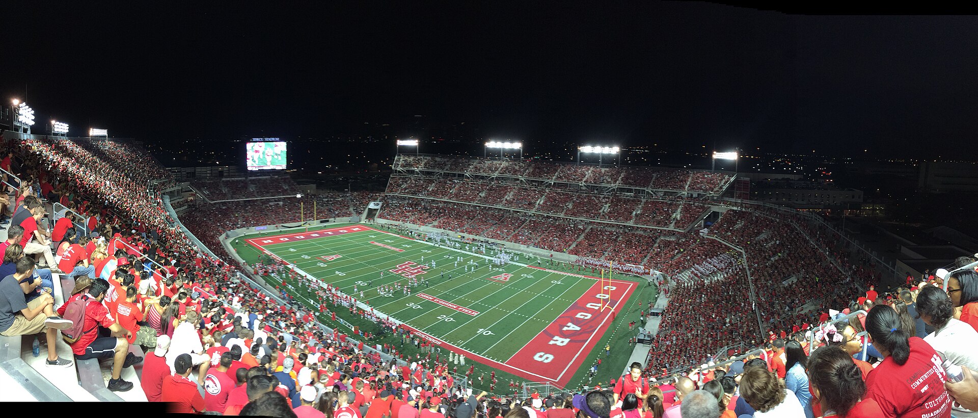 First-Time University of Houston Football Game Guide: TDECU Stadium Parking, Tailgating & Gameday Tips