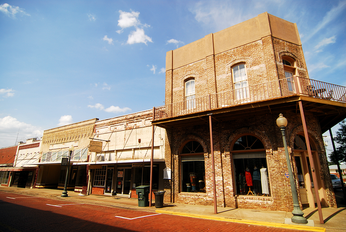 Nacogdoches in Fall: Trails, Downtown & a Pineywoods Weekend